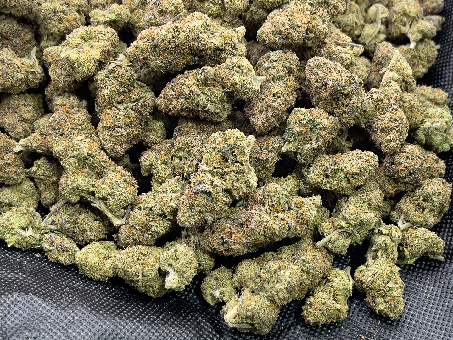 Cheap Prerolls filled with Zerealz Indica Strain - 31.69% - as seen here in pounds! #smokeup