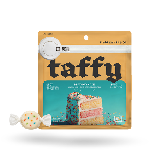 Live Resin D9 Taffy: Birthday Cake (Hybrid), 15ct